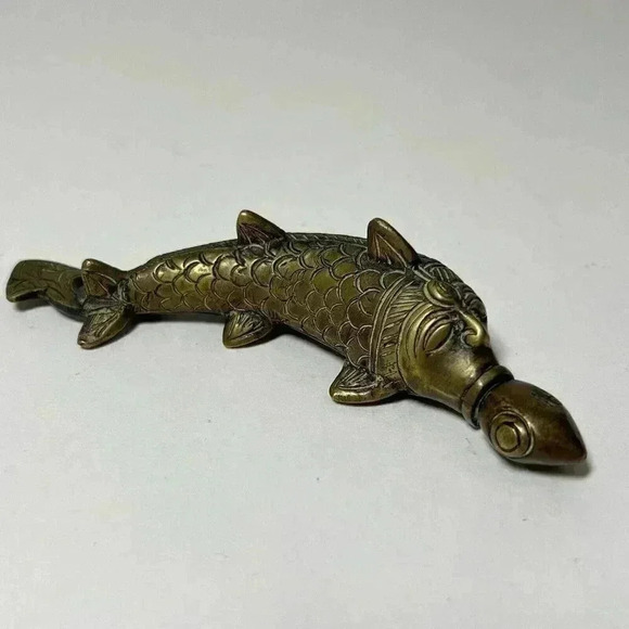Antique Brass Fish Surma Dani Eyeliner Vintage Old Rare Collectible 18 Stamped - Picture 1 of 10